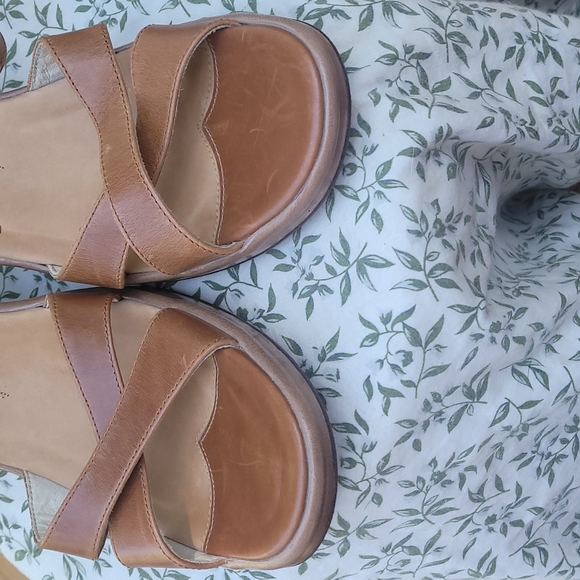 Dansko sandals size 42 - Picture 5 of 10